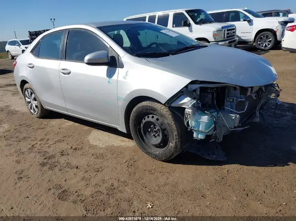 2T1BURHE3GC555137 2016 TOYOTA COROLLA - Image 1