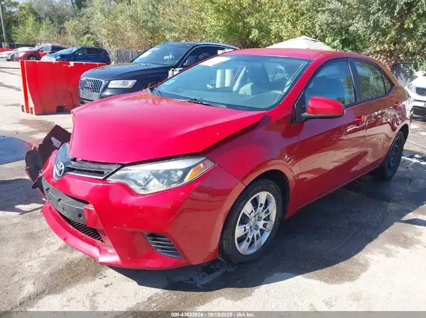 2T1BURHE3GC576800 2016 TOYOTA COROLLA - Image 2