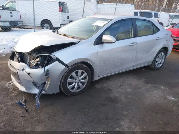 2T1BURHE3GC600755 2016 TOYOTA COROLLA - Image 2