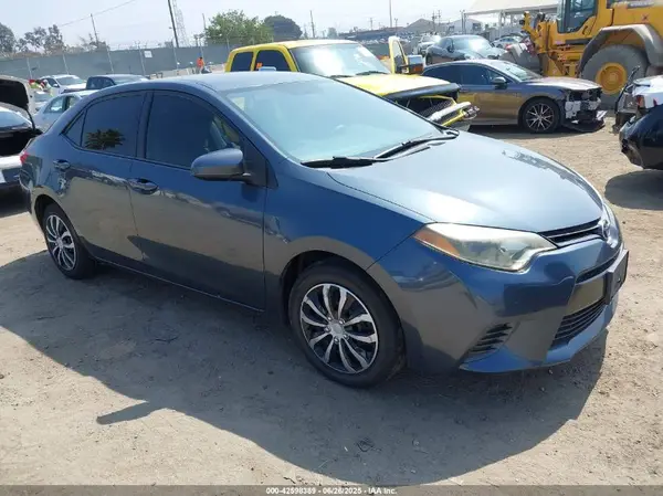 2T1BURHE3GC604269 2016 TOYOTA COROLLA - Image 1