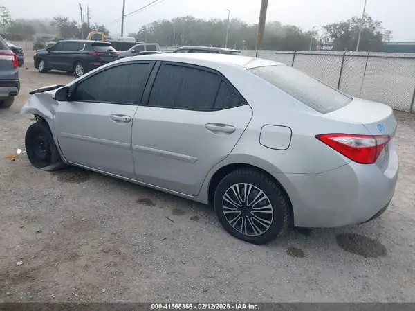 2016 TOYOTA COROLLA IAAI lot 41568356 auction photo 3