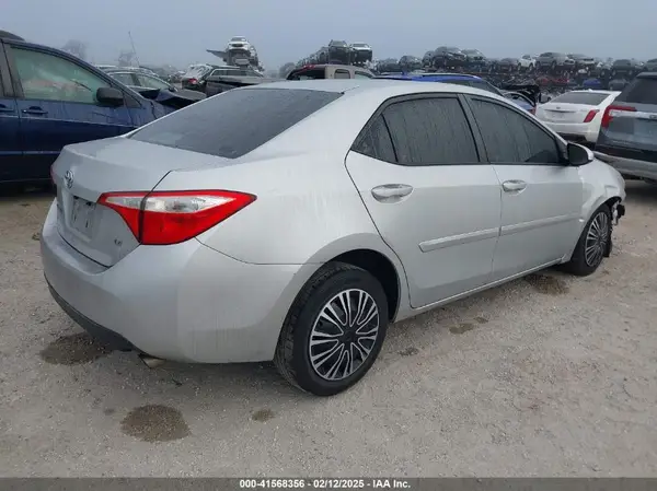 2016 TOYOTA COROLLA IAAI lot 41568356 auction photo 4