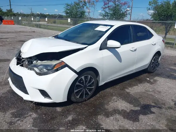 2T1BURHE3GC654010 2016 TOYOTA COROLLA - Image 2