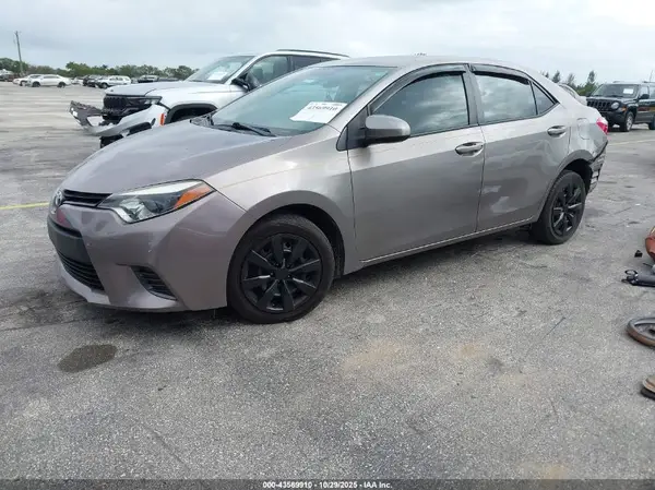 2T1BURHE3GC657392 2016 TOYOTA COROLLA - Image 2