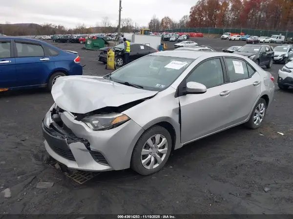 2T1BURHE3GC689131 2016 TOYOTA COROLLA - Image 2