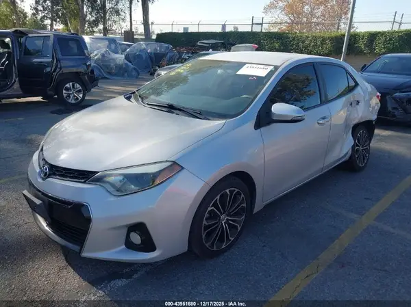 2T1BURHE3GC694331 2016 TOYOTA COROLLA - Image 2