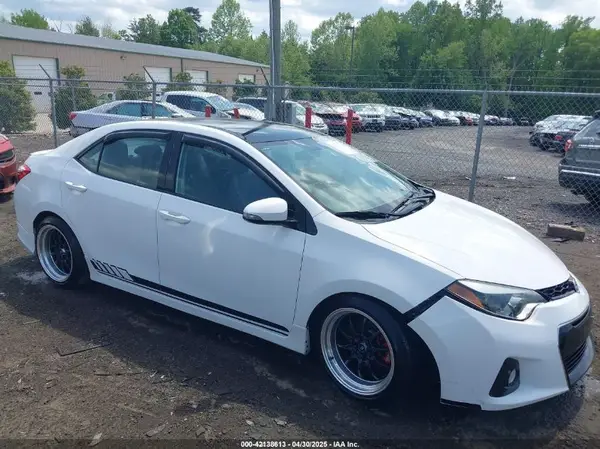 2T1BURHE3GC714111 2016 TOYOTA COROLLA - Image 1