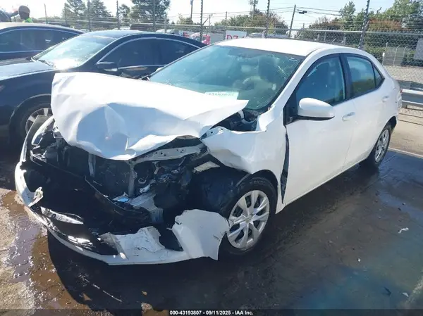 2T1BURHE3GC715954 2016 TOYOTA COROLLA - Image 2