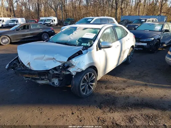 2T1BURHE3HC753072 2017 TOYOTA COROLLA - Image 2