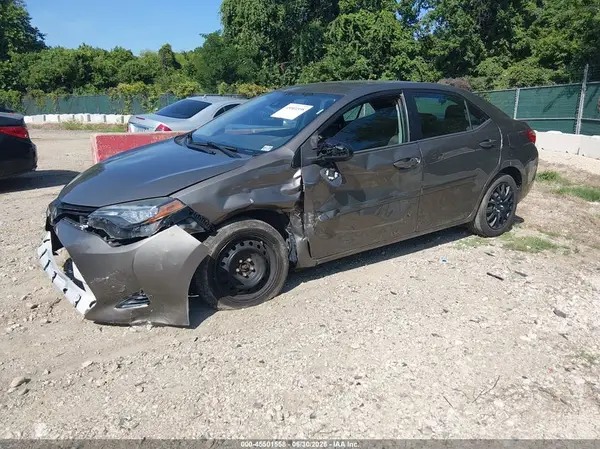 2T1BURHE3HC753864 2017 TOYOTA COROLLA - Image 2