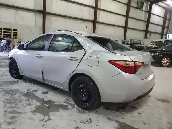 2T1BURHE3HC754478 2017 TOYOTA COROLLA - Image 2