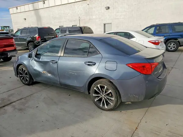 2T1BURHE3HC755548 2017 TOYOTA COROLLA - Image 2