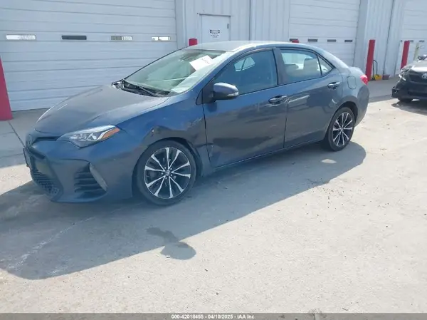 2T1BURHE3HC755825 2017 TOYOTA COROLLA - Image 2