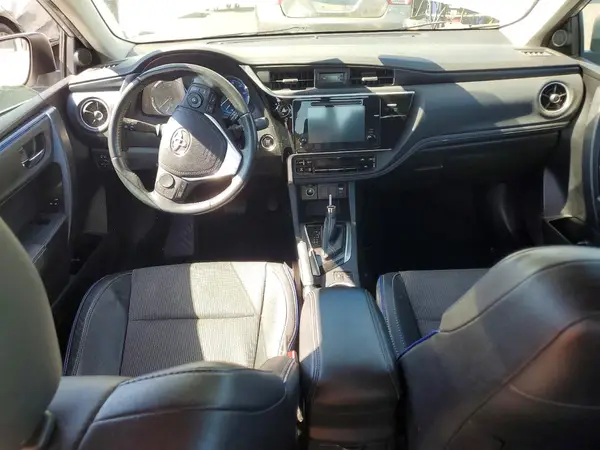 2T1BURHE3HC758093 2017 TOYOTA COROLLA - Image 8