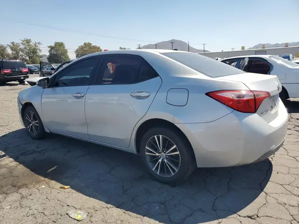 2T1BURHE3HC767263 2017 TOYOTA COROLLA - Image 2