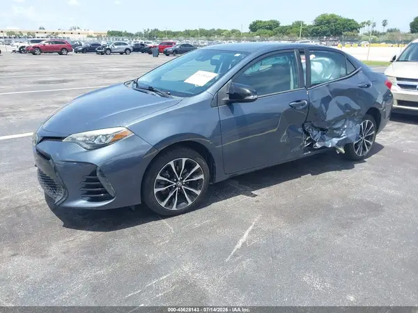 2T1BURHE3HC770244 2017 TOYOTA COROLLA - Image 2