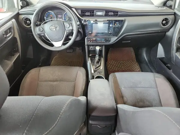 2T1BURHE3HC771975 2017 TOYOTA COROLLA - Image 8