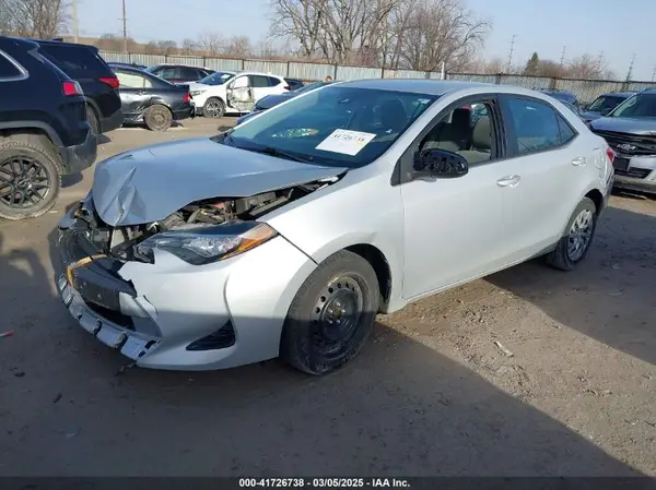 2T1BURHE3HC775069 2017 TOYOTA COROLLA - Image 2