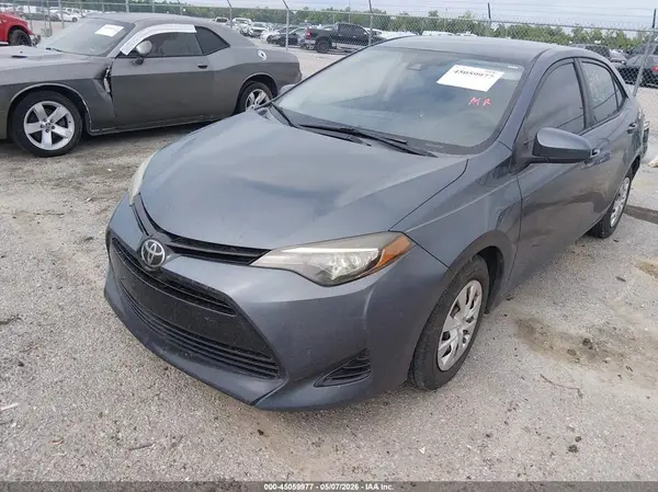 2T1BURHE3HC778845 2017 TOYOTA COROLLA - Image 2