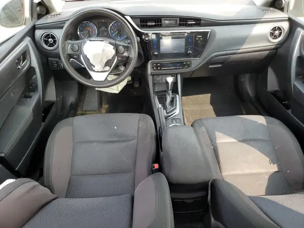 2T1BURHE3HC779543 2017 TOYOTA COROLLA - Image 8