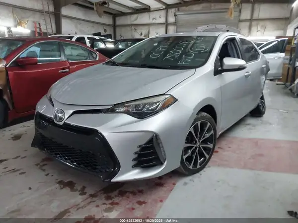 2T1BURHE3HC780028 2017 TOYOTA COROLLA - Image 2