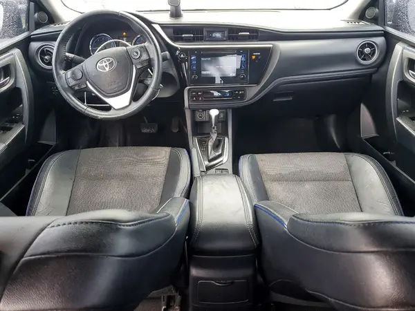2T1BURHE3HC781437 2017 TOYOTA COROLLA - Image 8