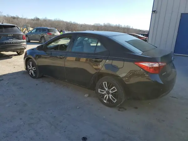 2T1BURHE3HC783320 2017 TOYOTA COROLLA - Image 2
