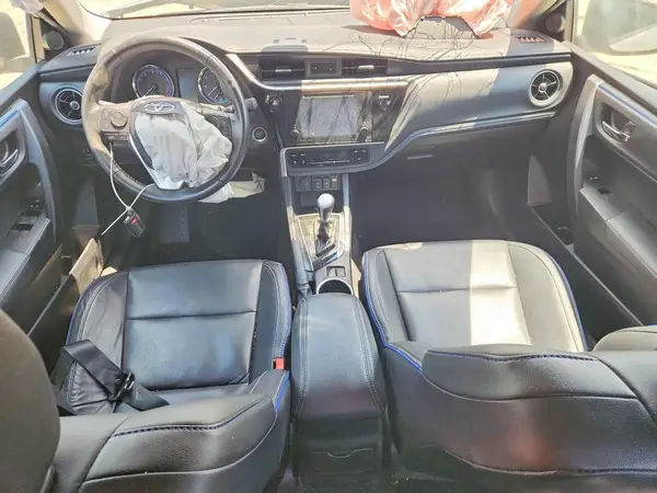 2T1BURHE3HC784807 2017 TOYOTA COROLLA - Image 8