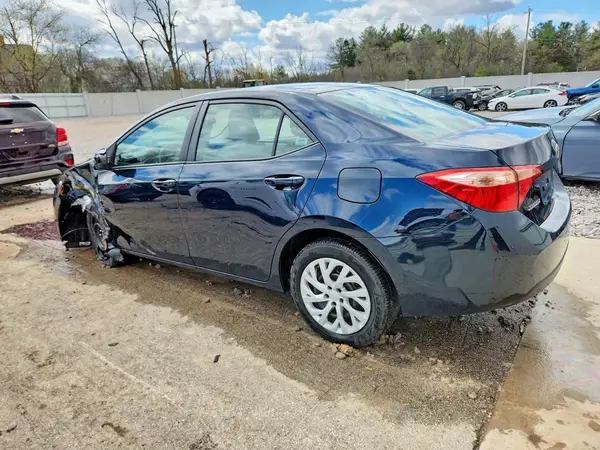 2T1BURHE3HC785620 2017 TOYOTA COROLLA - Image 2