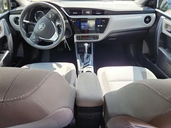 2T1BURHE3HC785620 2017 TOYOTA COROLLA - Image 8
