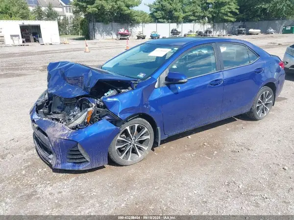 2T1BURHE3HC785732 2017 TOYOTA COROLLA - Image 2