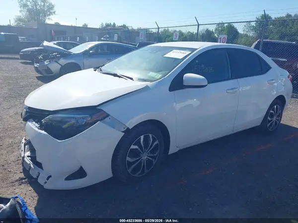 2T1BURHE3HC786248 2017 TOYOTA COROLLA - Image 2