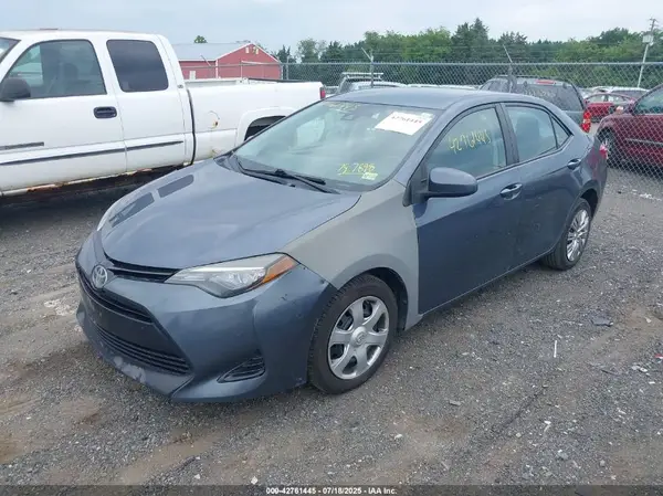 2T1BURHE3HC787898 2017 TOYOTA COROLLA - Image 2