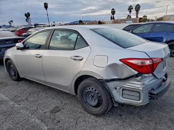 2T1BURHE3HC789165 2017 TOYOTA COROLLA - Image 2