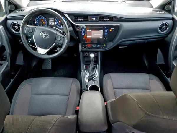 2T1BURHE3HC789165 2017 TOYOTA COROLLA - Image 8