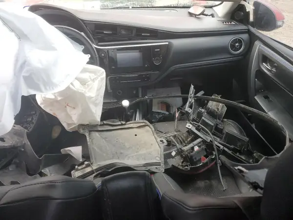 2T1BURHE3HC793894 2017 TOYOTA COROLLA - Image 8