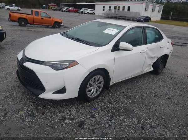 2T1BURHE3HC798819 2017 TOYOTA COROLLA - Image 2