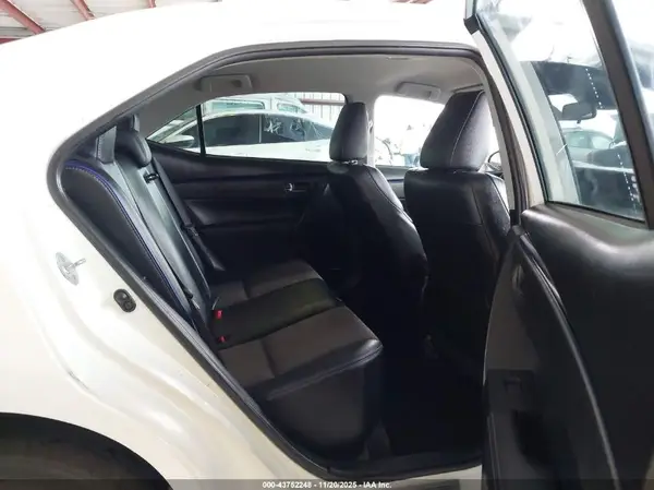 2T1BURHE3HC800651 2017 TOYOTA COROLLA - Image 8