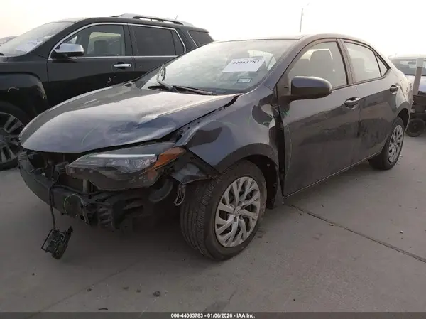 2T1BURHE3HC806479 2017 TOYOTA COROLLA - Image 2