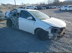2T1BURHE3HC811875 2017 TOYOTA COROLLA