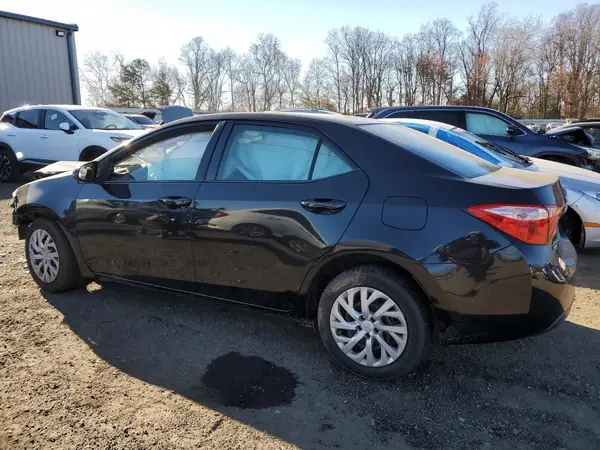 2T1BURHE3HC814419 2017 TOYOTA COROLLA - Image 2