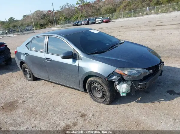 2T1BURHE3HC814999 2017 TOYOTA COROLLA - Image 1