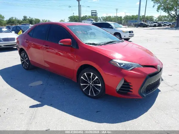 2T1BURHE3HC815179 2017 TOYOTA COROLLA - Image 1