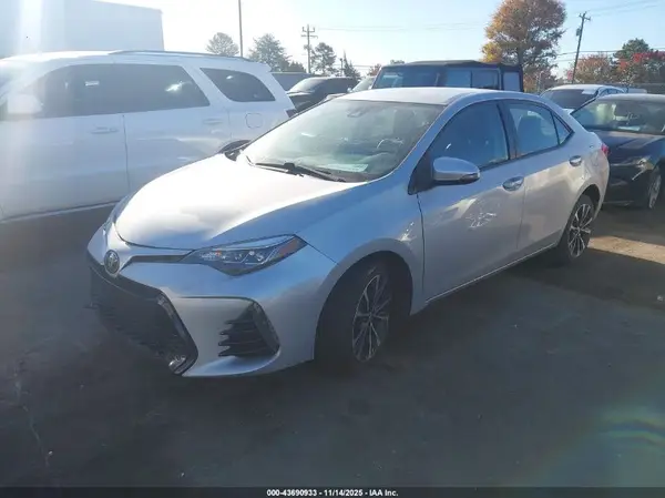 2T1BURHE3HC818812 2017 TOYOTA COROLLA - Image 2