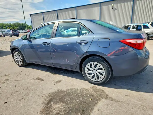 2T1BURHE3HC823007 2017 TOYOTA COROLLA - Image 2