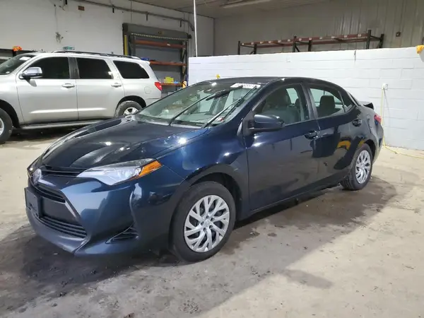 2T1BURHE3HC823895 2017 TOYOTA COROLLA - Image 1
