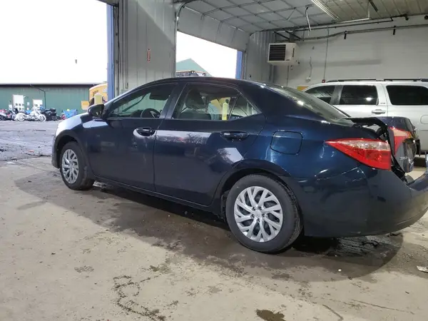 2T1BURHE3HC823895 2017 TOYOTA COROLLA - Image 2