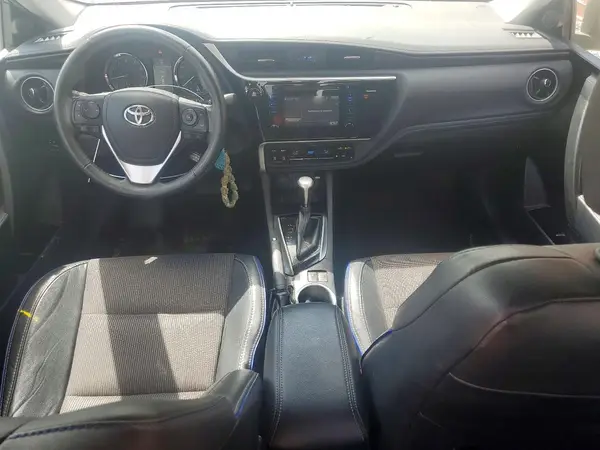 2T1BURHE3HC826666 2017 TOYOTA COROLLA - Image 8