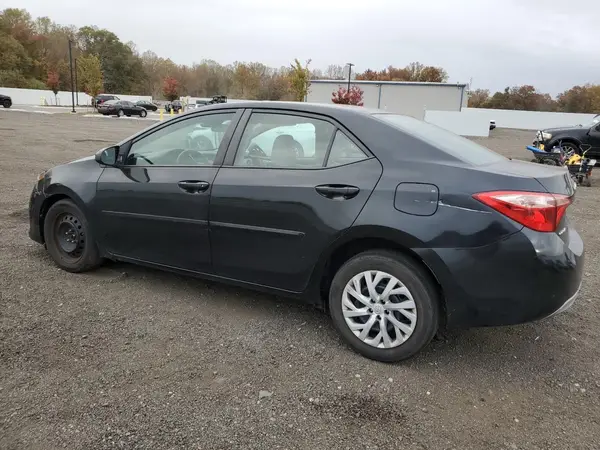 2T1BURHE3HC830202 2017 TOYOTA COROLLA - Image 2