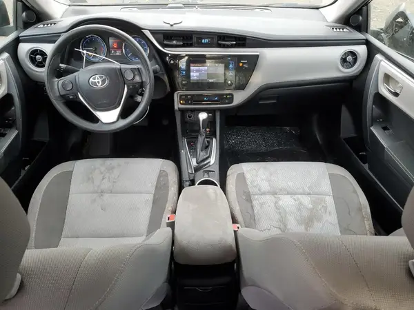 2T1BURHE3HC830202 2017 TOYOTA COROLLA - Image 8